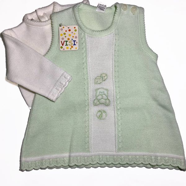 Vestido Verde Claro y Camiseta Blanca - VISI